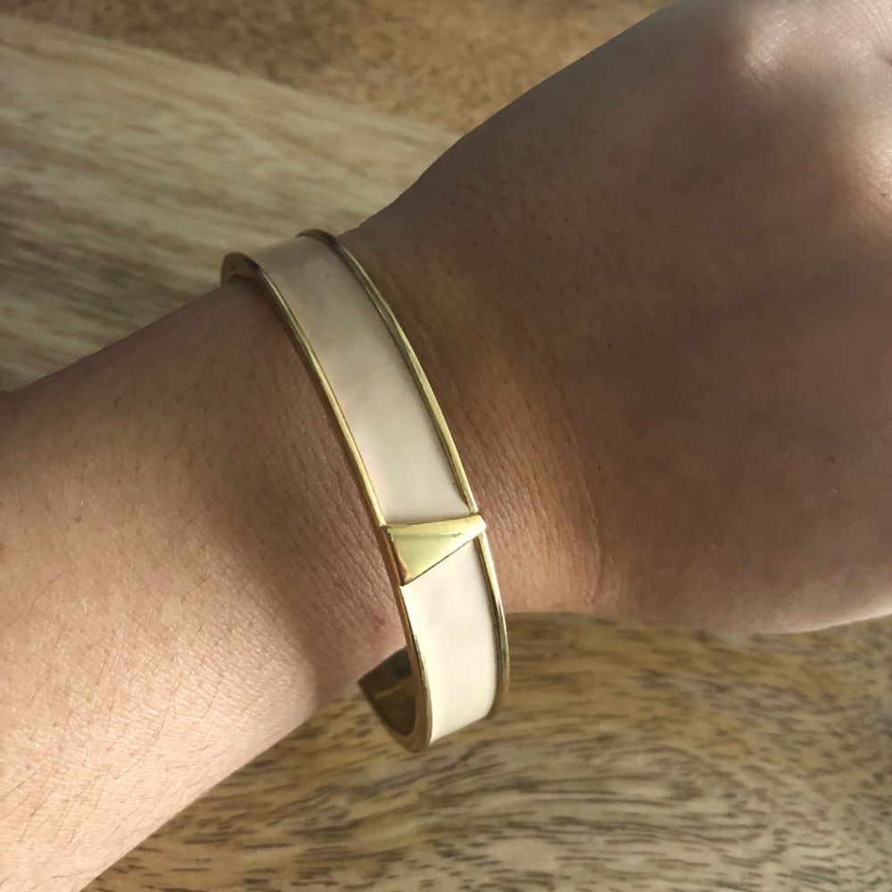 Vince Camuto gold bangle